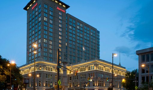 Lancaster Marriott at Penn Square Street view of hotel